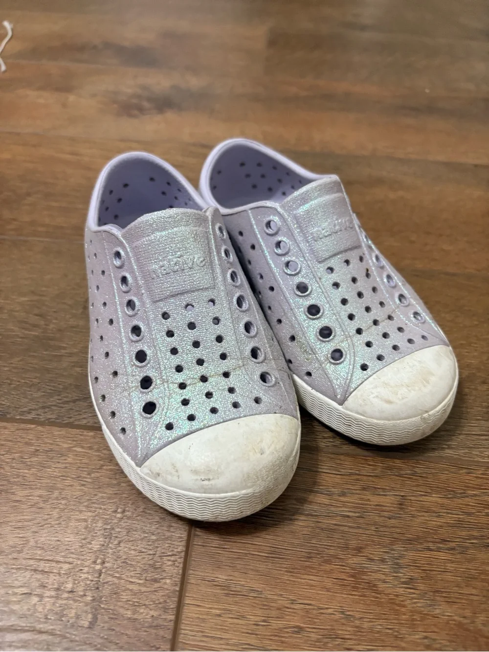 Native Jefferson Bling Glitter Slip-On Sneakers C8